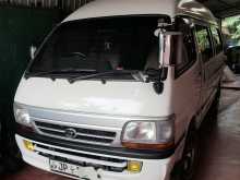 Toyota Dolphin 2005 Van