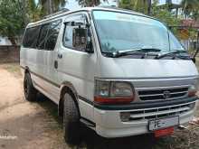 Toyota Dolphin Hiace 112 2003 Van