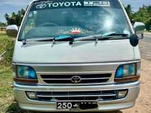 Toyota DOLPHIN HIACE LONG LH113 1993 Van