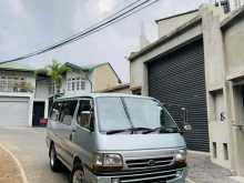 Toyota Dolphin 2002 Van