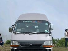 Toyota Dolphin High Roof 1996 Van