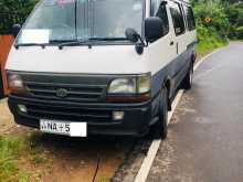 Toyota Dolphin High Roof 124 2003 Van