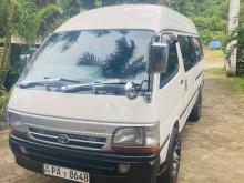 Toyota Dolphin High Roof 2002 Van