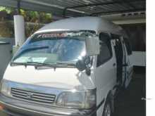 Toyota Dolphin High Roof 1999 Van