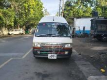 Toyota Dolphin Hiroof LH-123 1989 Van