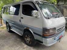 Toyota Dolphin 1994 Van