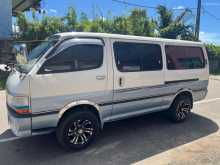 Toyota Dolphin LH 172 1999 Van