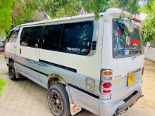 https://riyasewana.com/uploads/toyota-dolphin-lh-113-110132917192.jpg