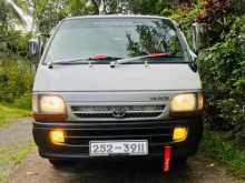 Toyota Dolphin LH102 1993 Van