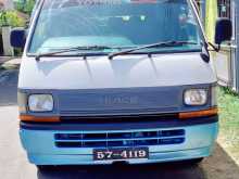 Toyota Dolphin LH113 1990 Van