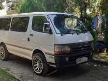 Toyota Dolphin LH 172 1999 Van