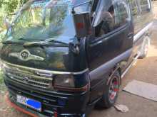 Toyota Dolphin LH113 1991 Van