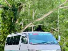 Toyota Dolphin LH 113 1994 Van