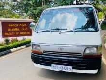 Toyota Dolphin LH113 1998 Van