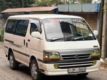 Toyota Dolphin LH162 1999 Van