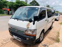 Toyota Dolphin LH 172 2000 Van