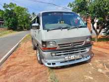 Toyota Dolphin LH103 2001 Van