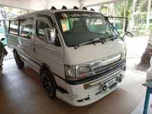 Toyota Dolphin LH113 1993 Van
