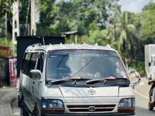 Toyota Dolphin LH113 1999 Van