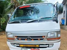 Toyota Dolphin LH113 3l 2003 Van