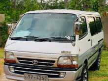 Toyota Dolphin LH102 1991 Van