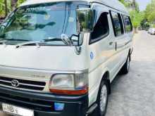Toyota Dolphin Lh 184 2003 Van