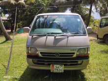 Toyota Dolphin LH113 GL 1990 Van