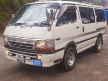 Toyota Dolphin LH102 1990 Van