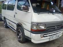 Toyota Dolphin LH102 1992 Van