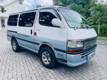 Toyota Dolphin LH102 1993 Van