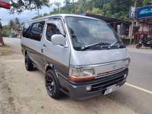 Toyota Dolphin LH102 1993 Van