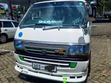Toyota Dolphin LH103 1995 Van