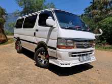 Toyota Dolphin LH103 1995 Van