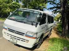 https://riyasewana.com/uploads/toyota-dolphin-lh113-118451322342.jpg