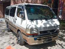 Toyota Dolphin LH113 1990 Van