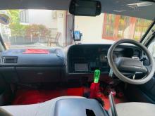 https://riyasewana.com/uploads/toyota-dolphin-lh113-1220010124161.jpg