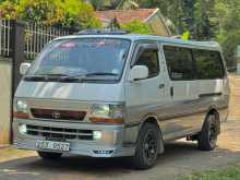 Toyota Dolphin LH113 1994 Van