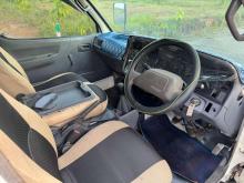 https://riyasewana.com/uploads/toyota-dolphin-lh113-131915446405.jpg