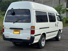 https://riyasewana.com/uploads/toyota-dolphin-lh113-131915447004.jpg