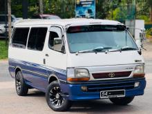 Toyota Dolphin LH113 1990 Van