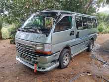 Toyota Dolphin LH113 1991 Van