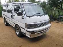 Toyota Dolphin LH113 1992 Van