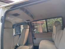 https://riyasewana.com/uploads/toyota-dolphin-lh113-1850324563.jpg