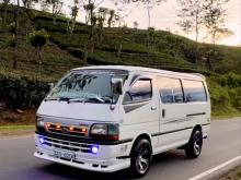 Toyota Dolphin LH113 1999 Van