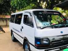 Toyota Dolphin LH113 1995 Van