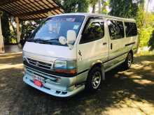 Toyota Dolphin LH113 1990 Van