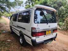 Toyota Dolphin LH113 1990 Van