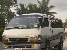 Toyota Dolphin Hiace LH113 1992 Van