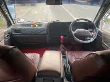 https://riyasewana.com/uploads/toyota-dolphin-lh113-1992-119121212634.jpg