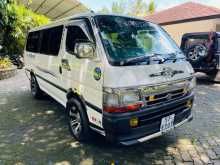 Toyota Dolphin LH113 1992 Van